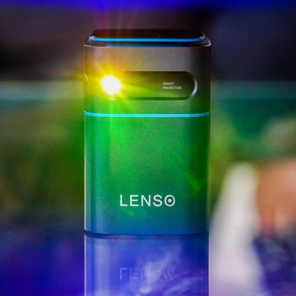 mini projecteur lenso-see luminosité